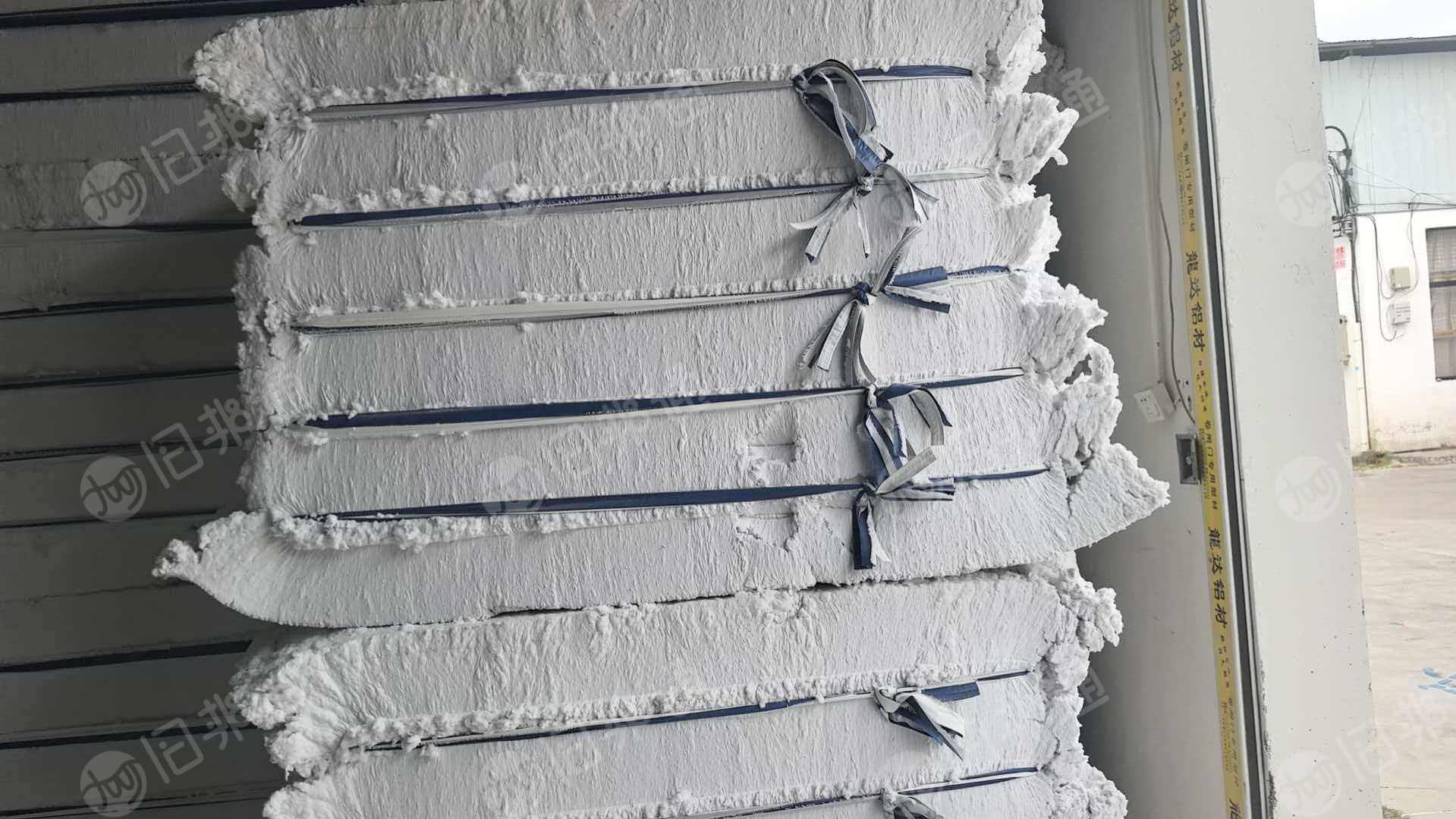 长期出售涤棉磨毛料，废棉，涤60棉40，现货3车13米5的车