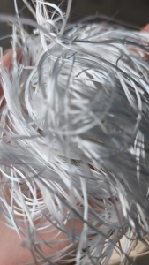 出售涤纶工业丝，涤纶废丝，能造粒，现货有25吨，货在江苏无锡