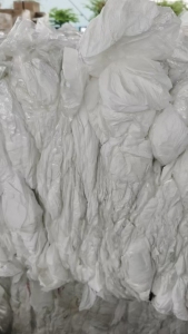 出售单涂层pe电池膜，电池隔离膜，月供100吨