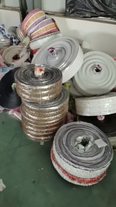 长期出售不干胶合成纸，pet/pp材质都有