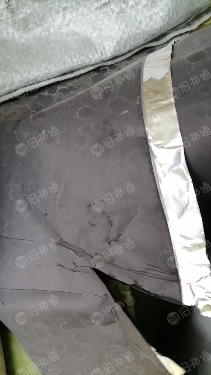 出售铝箔，有一层碳灰，涂炭铝箔，现货5吨