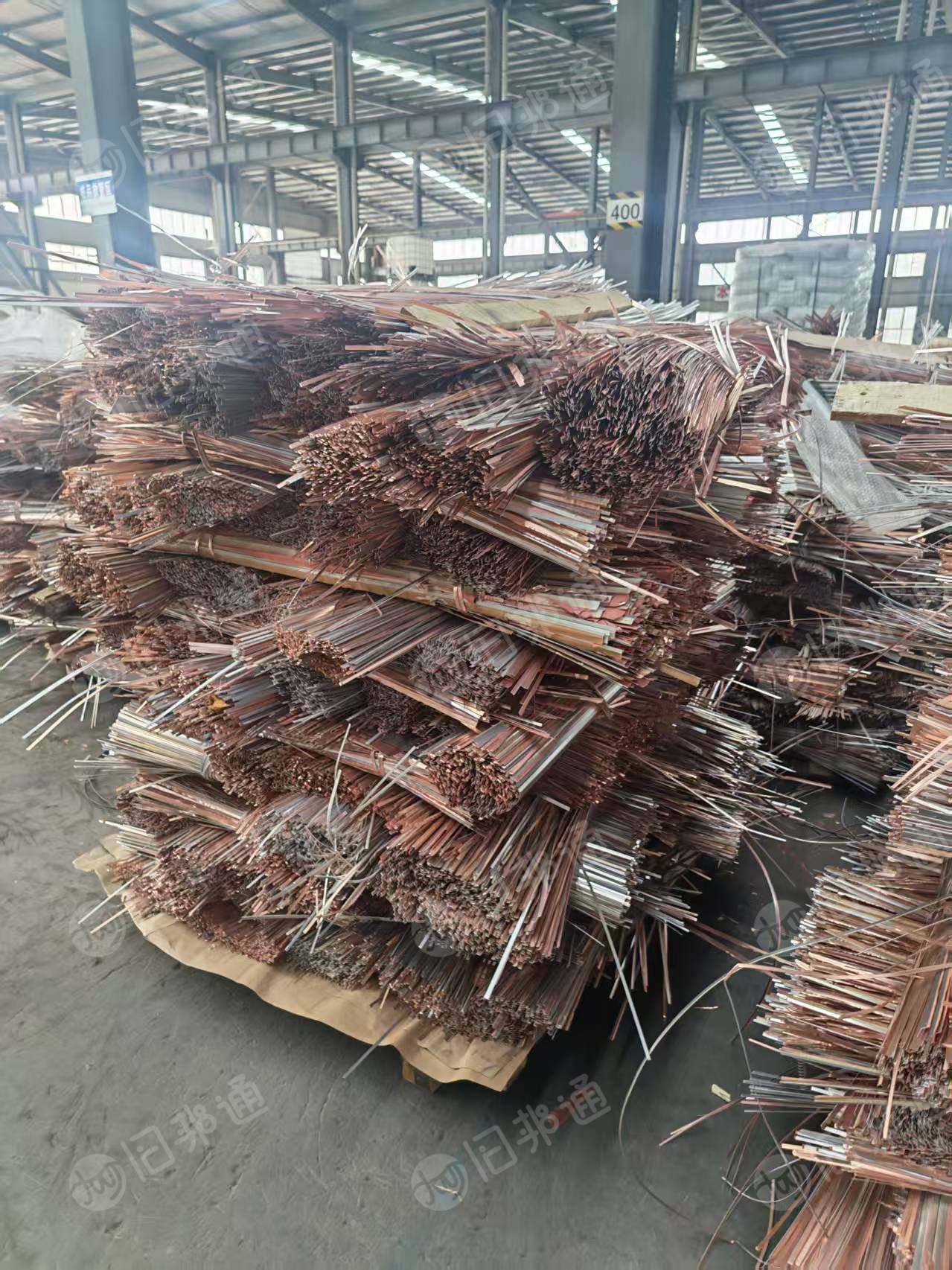 出售铝基板裁下的废铝皮（一层铝一层铜），月供100吨