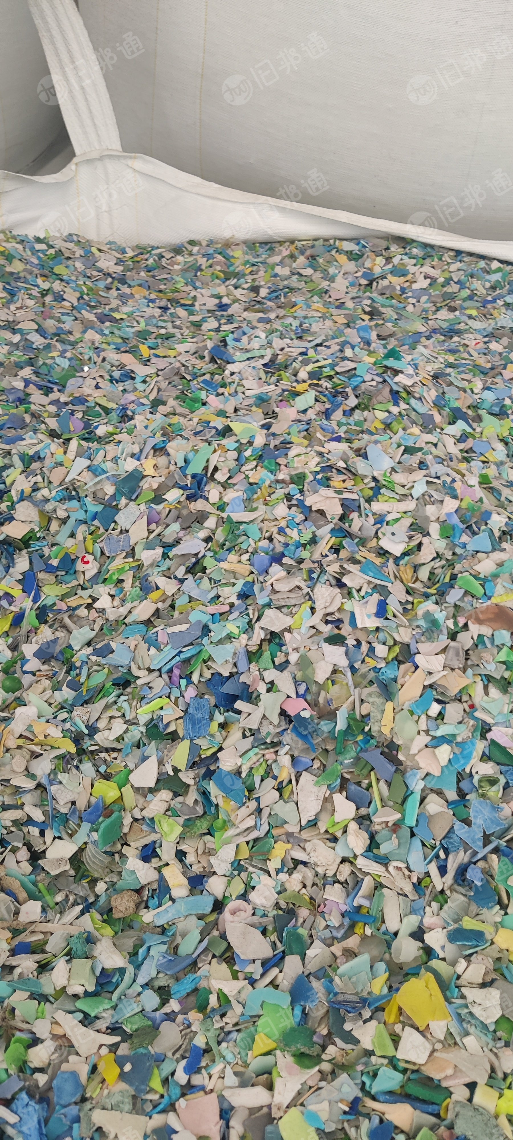 出售全漂分色丙破碎料，所有颜色都有，都已分好颜色