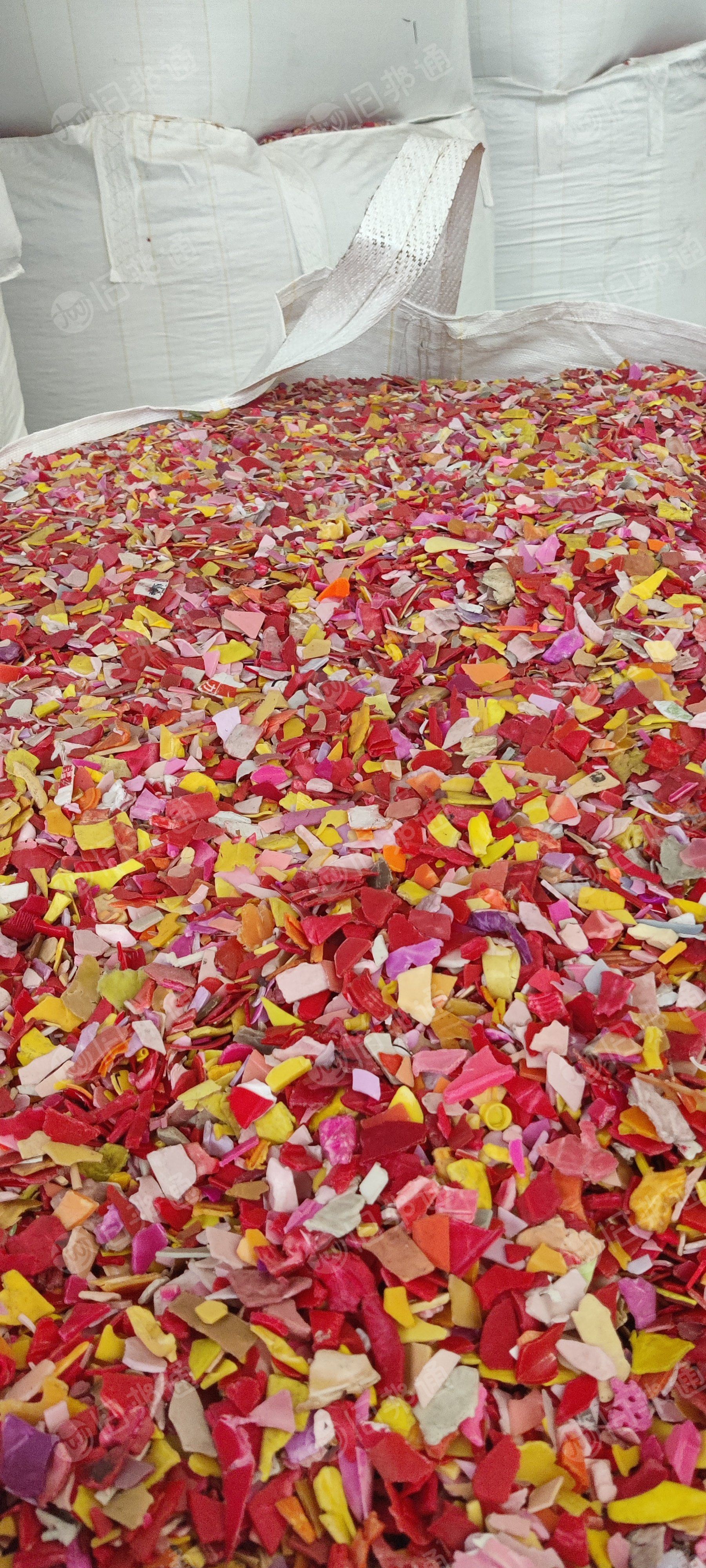 出售全漂分色丙破碎料，所有颜色都有，都已分好颜色