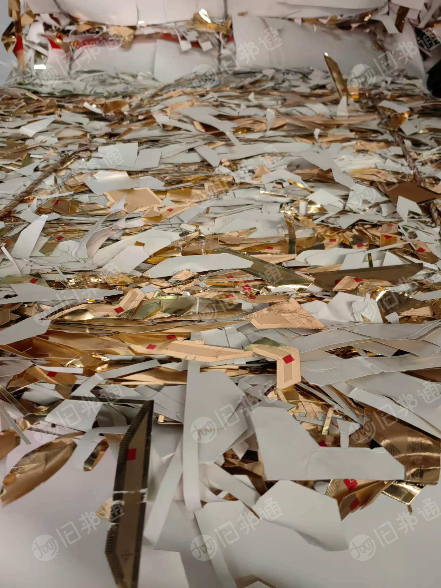 长期出售金皖烟卡纸边角料