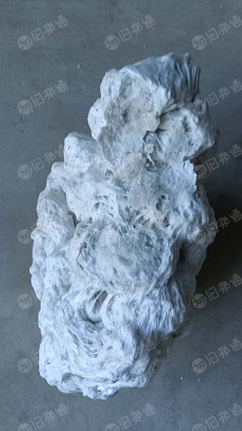 出售厂货热熔块，现货几吨