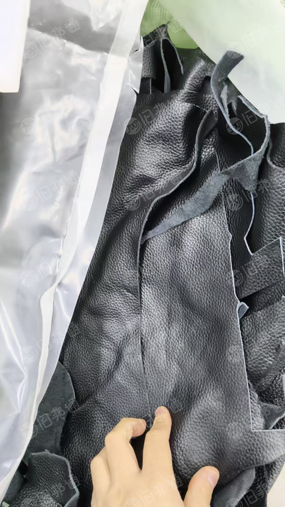 长期求购真皮革边角料，牛皮边角料，牛皮，做鞋面用，月需8吨左右，厂在湖南长沙