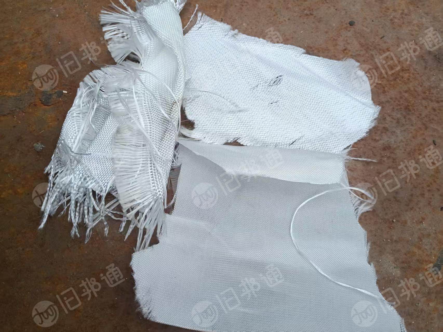出售涤纶工业布,涤纶工业丝布,现货有三十几吨,货在上海