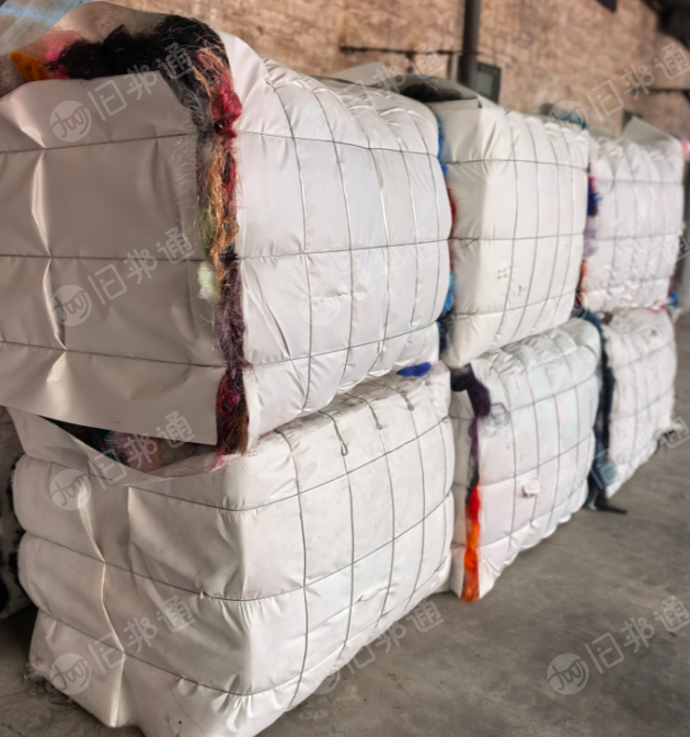 长期出售涤纶废丝，涤纶丝有分颜色，月供两车左右，可开花可造粒，货在广东佛山
