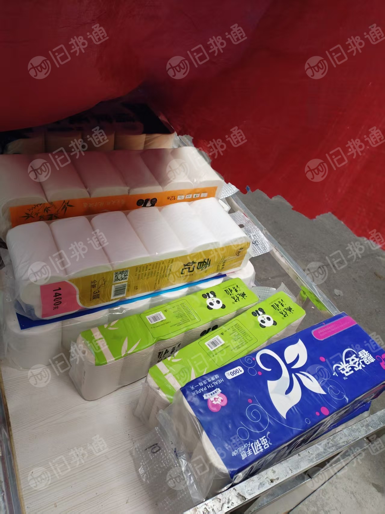 厂家长期出售纯木浆卫生纸切头料，有本色和白色