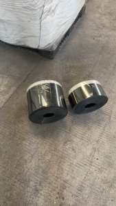 长期出售OLED偏光片，规格10cm-25cm款，厚度0.17，现货10多吨