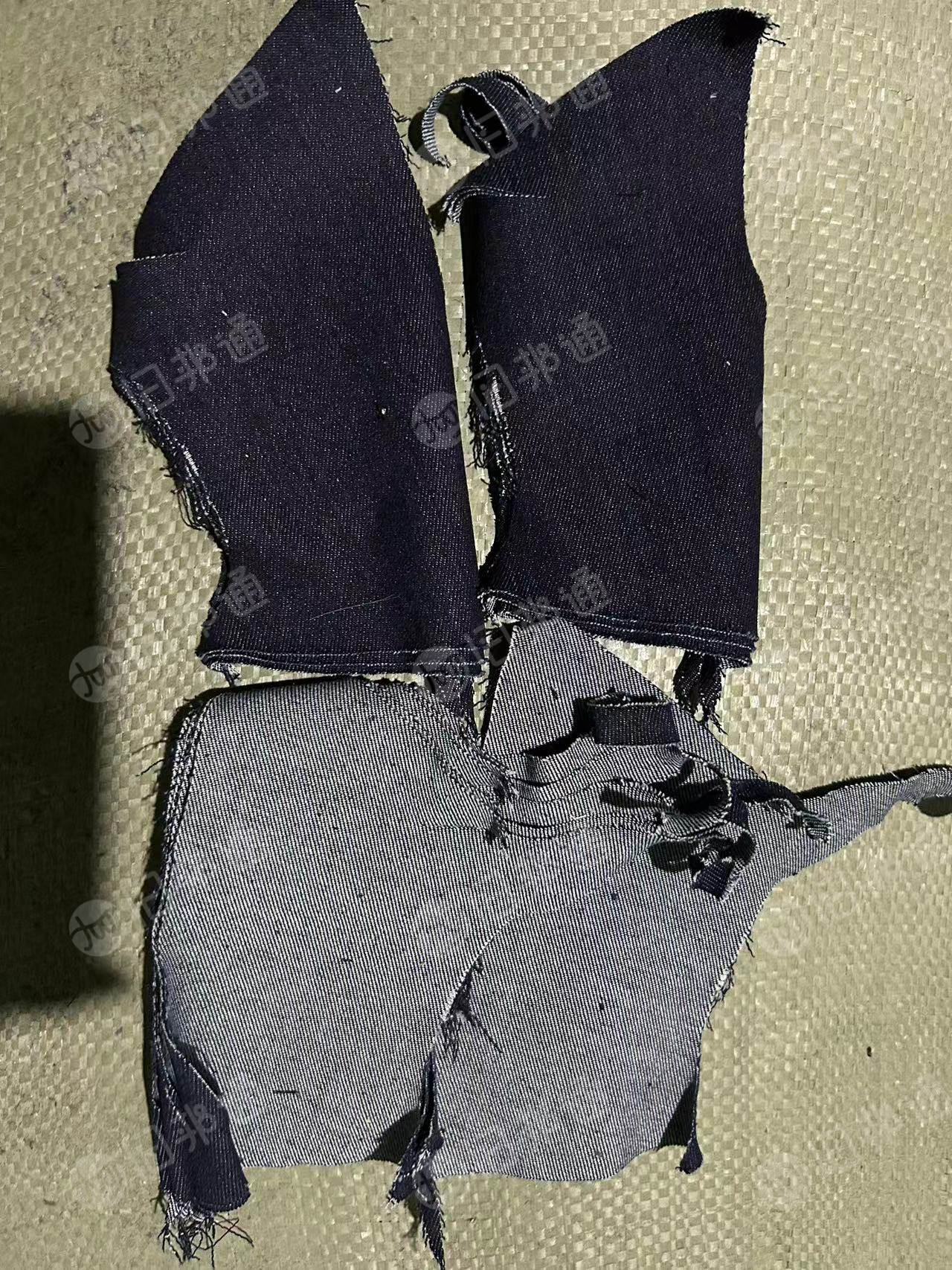 长期出售涤棉牛仔废布，牛仔废布，棉含量在80 90 95，现货有2车9米6，货在湖南衡阳