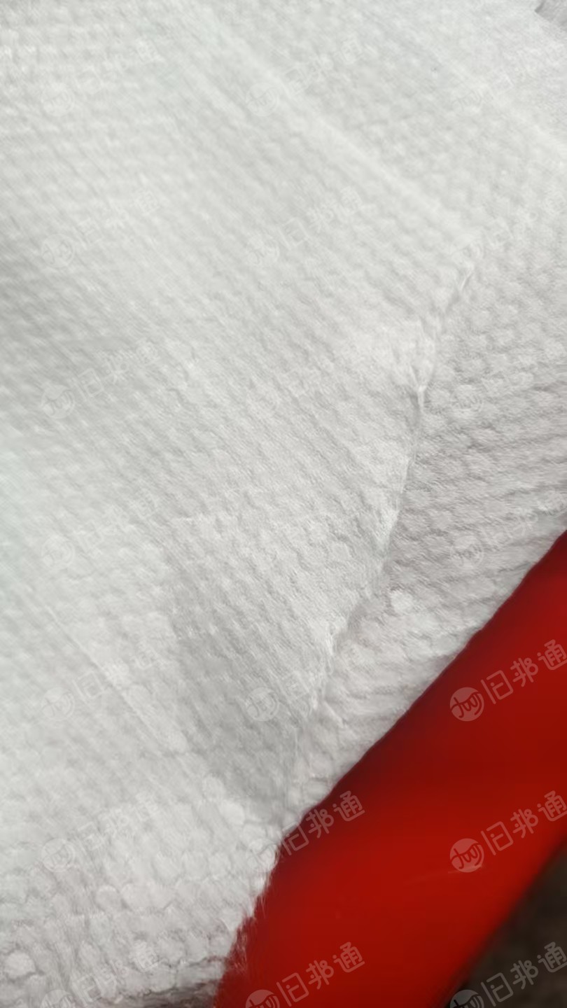 长期出售木浆无纺布，无纺布边角料，主要是做口罩湿巾 儿童纸尿裤下来的无纺布边角料，在广东肇庆