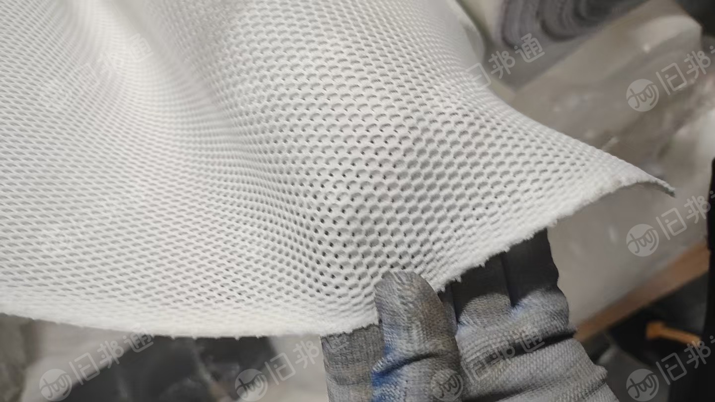 处理鞋材布鞋材革，PU革，统货出，现货有10吨左右，货在辽宁朝阳