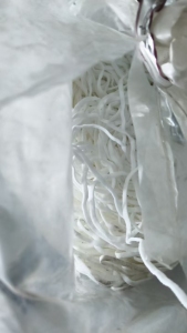 出售涤纶耳带绳，现货有2吨左右，货在河北石家庄