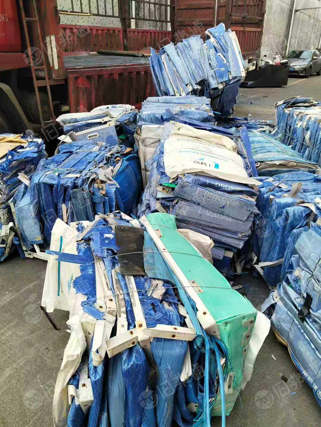 求购空心板毛料，颜色不限制，月需100吨