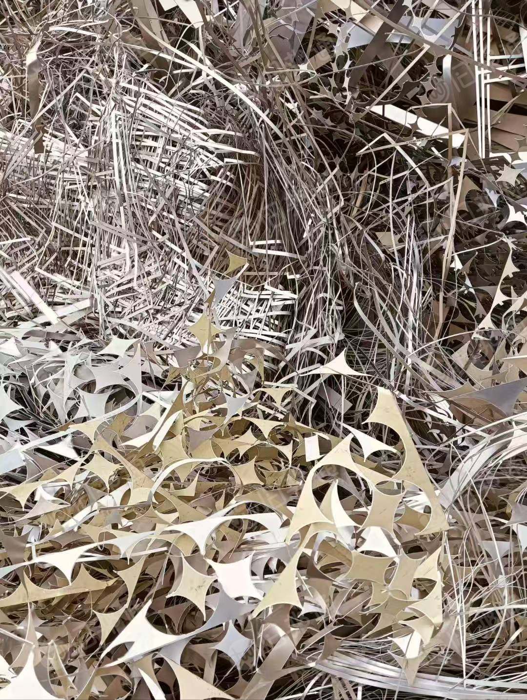 出售铝基板边料，现货100多吨