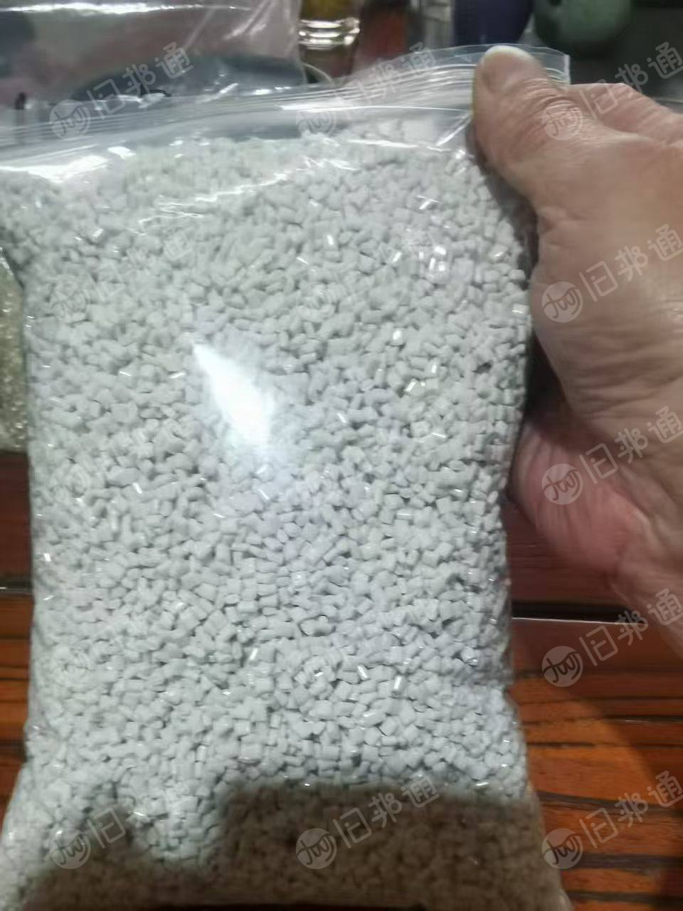 出售乳白PET切片，乳白PET颗粒