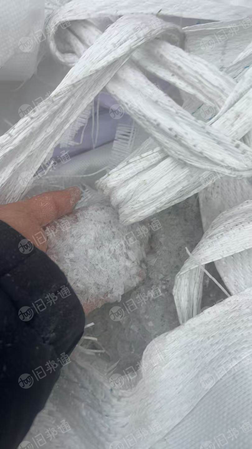 出售各种PET料,PET机头料,PET块料,每个月30吨