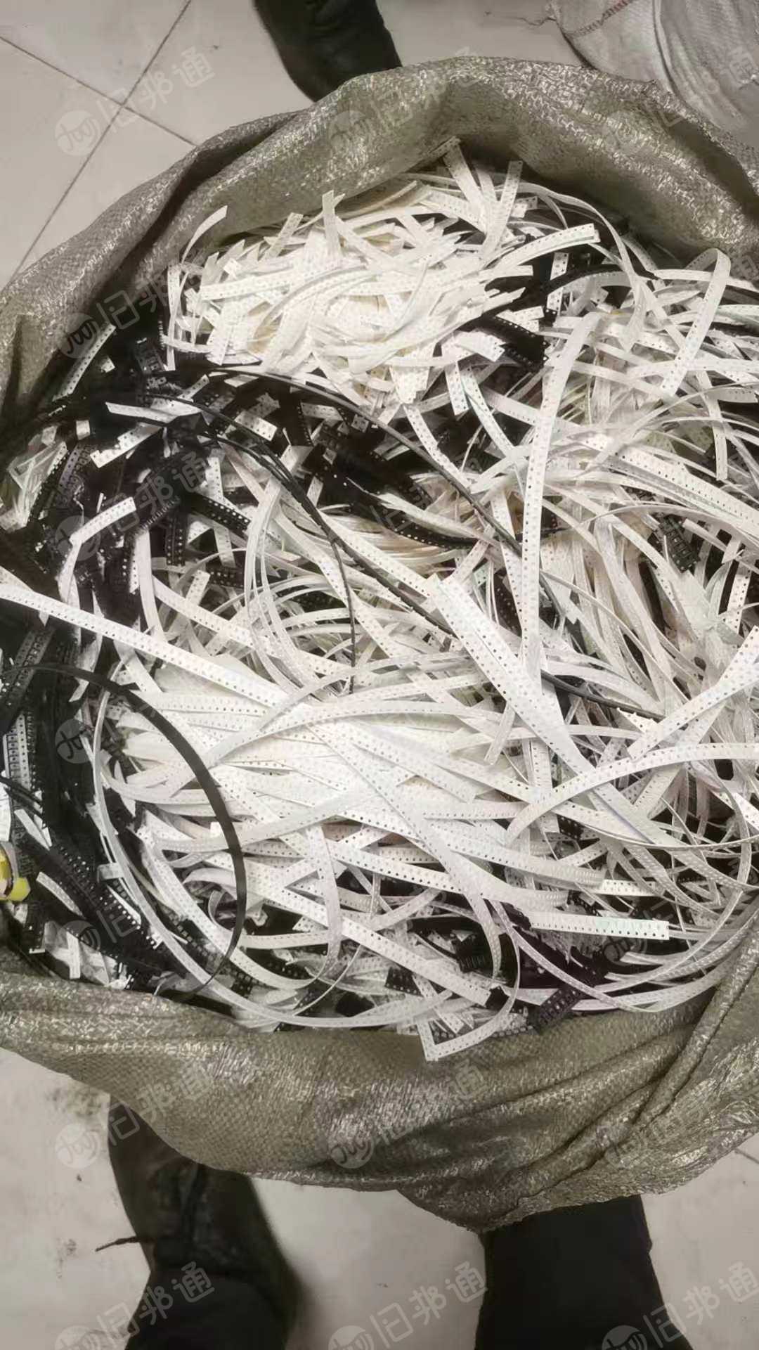 求购电子厂下来的废塑料，电子圆盘、载带，大量采购