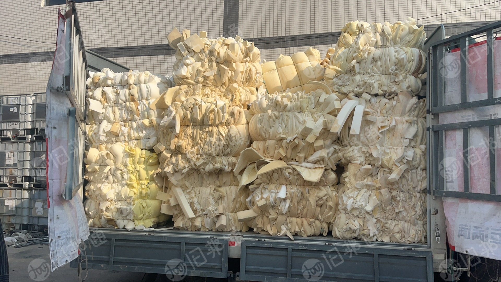 长期出售海绵，慢回弹海绵，海绵边角料，月供200吨