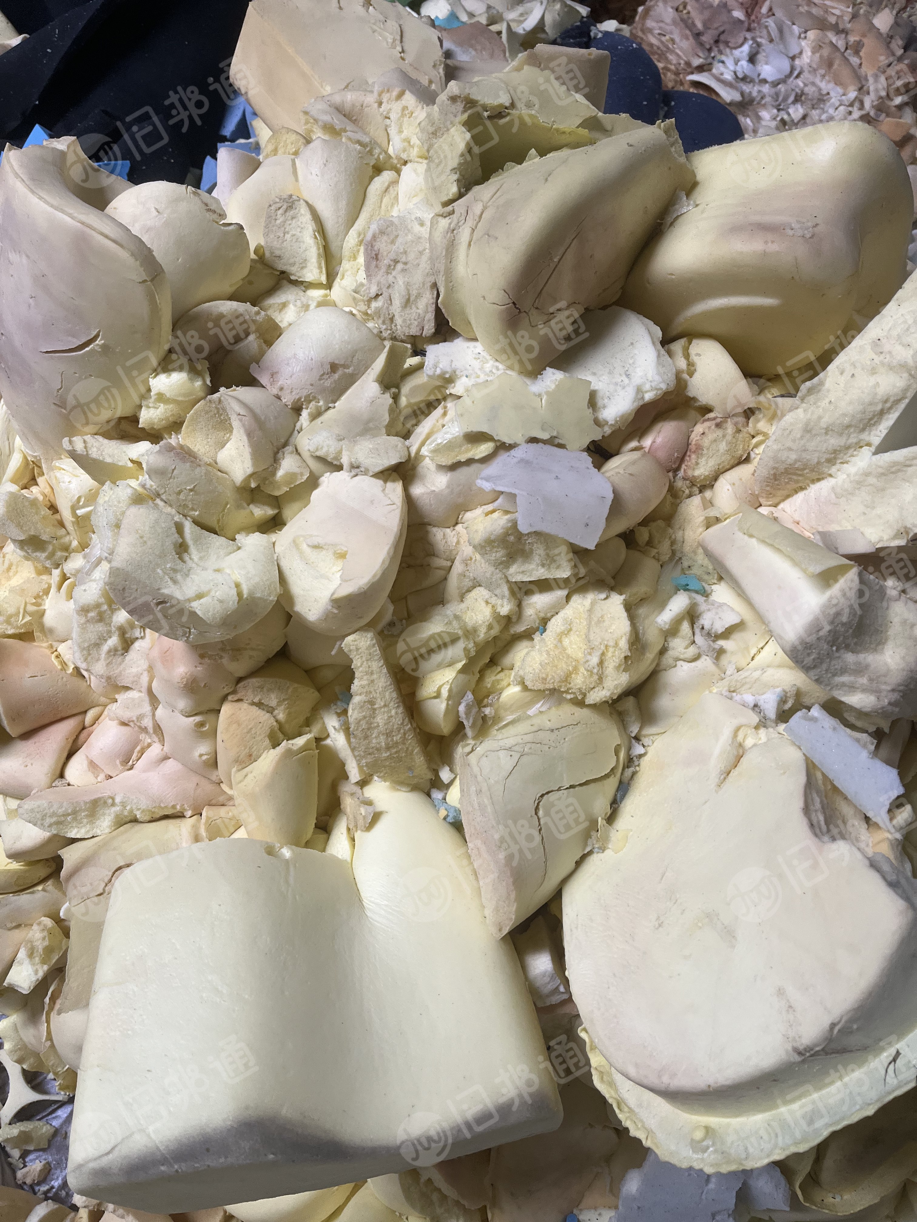 长期出售海绵，慢回弹海绵，海绵边角料，月供200吨