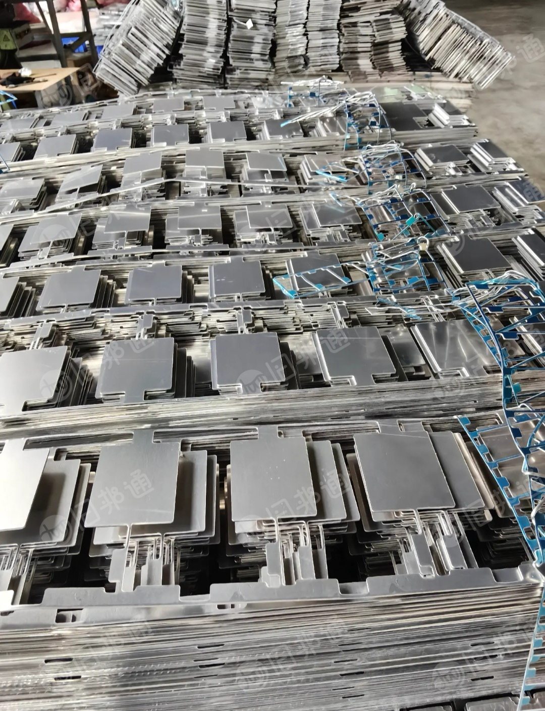 出售5系6系铝板边料，月供20吨