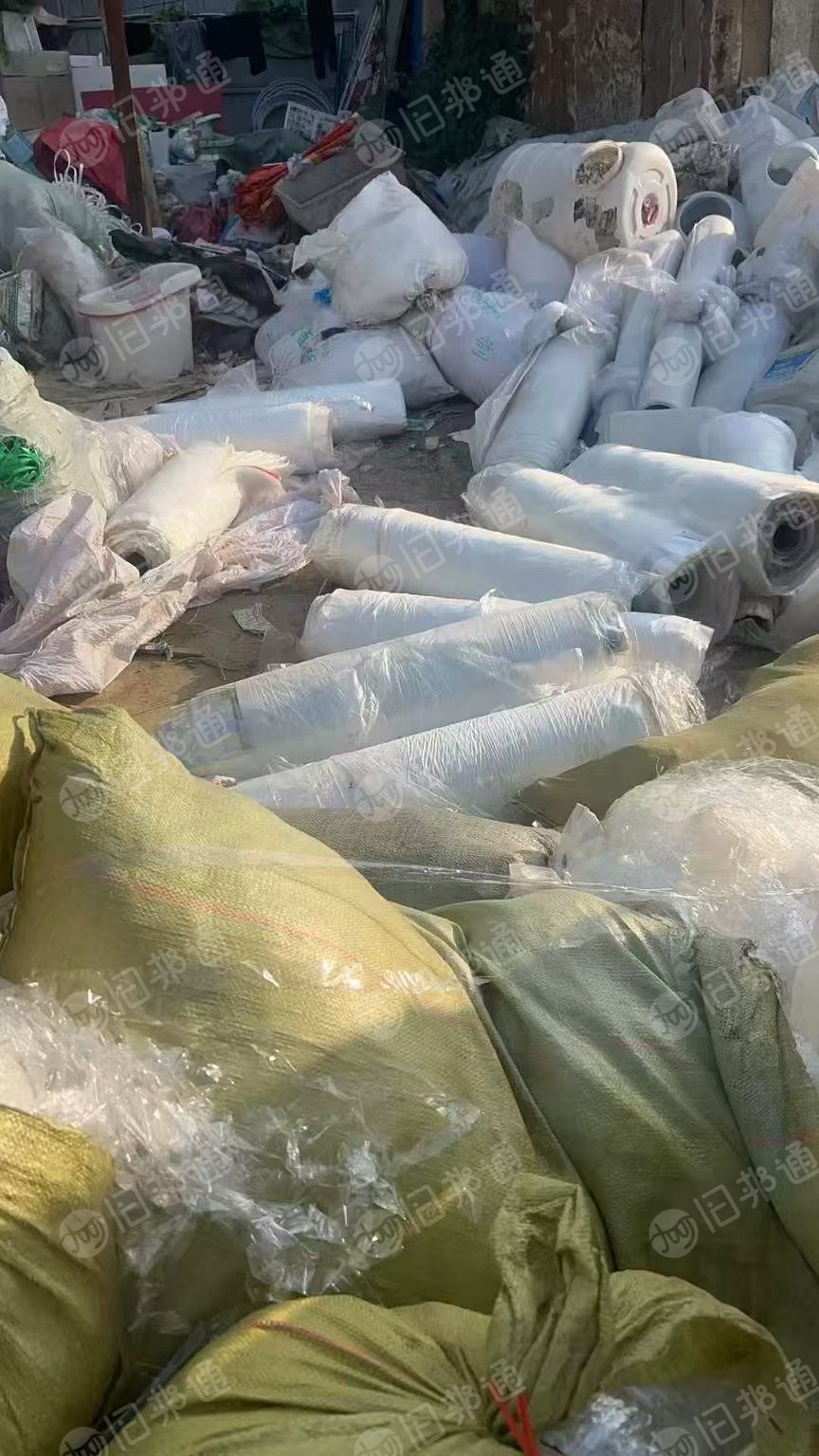 长期出售透明pp丙膜废料，不带胶，散的