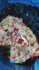 长期出售as/ps灯壳破碎料，现货20-30吨，未清洗