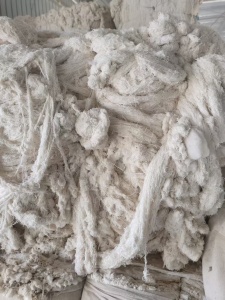 长期大量出售纺纱厂下来的纯棉回丝，纯棉纱线，纯棉废丝，在河南郑州。
