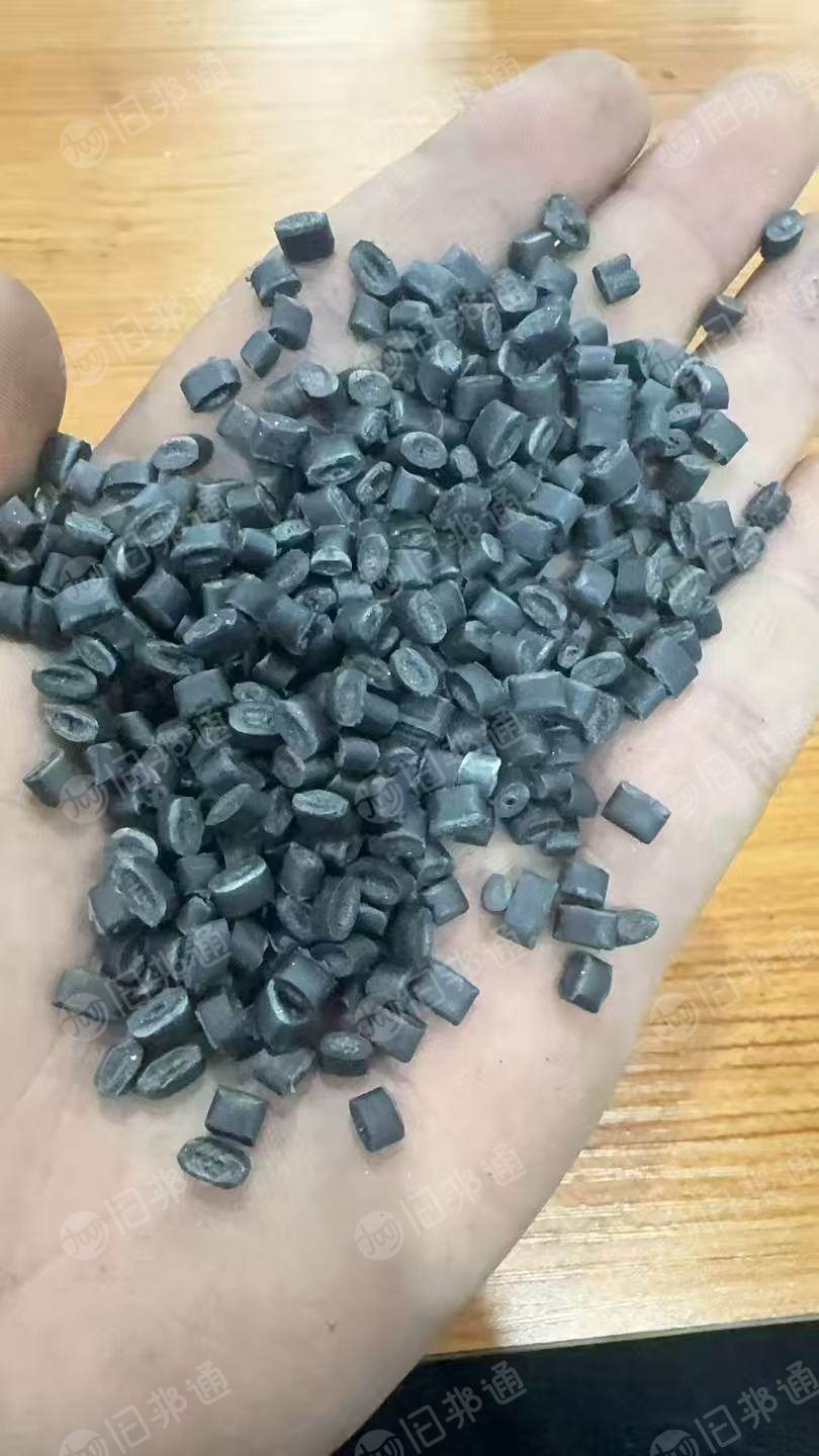 长期出售pp高光颗粒，全漂，密度1.03左右，可以注塑用