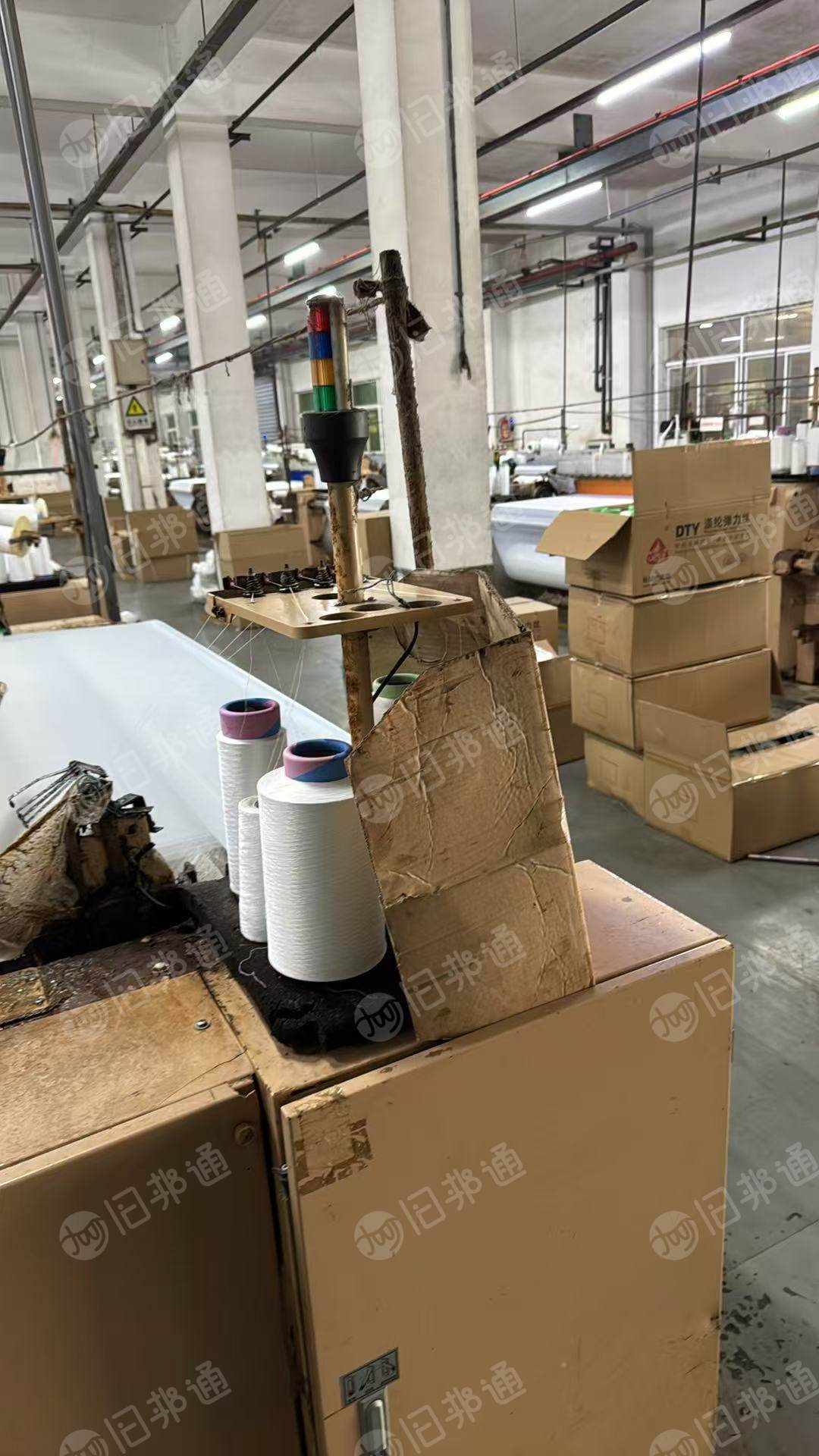 长期出售喷水机下来的涤纶白丝，涤纶废丝，涤纶干丝，72，48F的，现货15吨