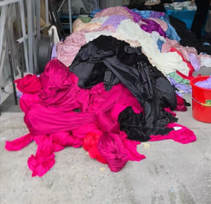 长期大量收婚庆舞台布，各种颜色都收，使用过的也可以，上门回收