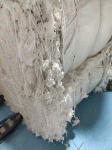 长期大量收织布厂，纺织厂，浆缸厂废边纱，全棉的、涤棉的都可以，上门回收