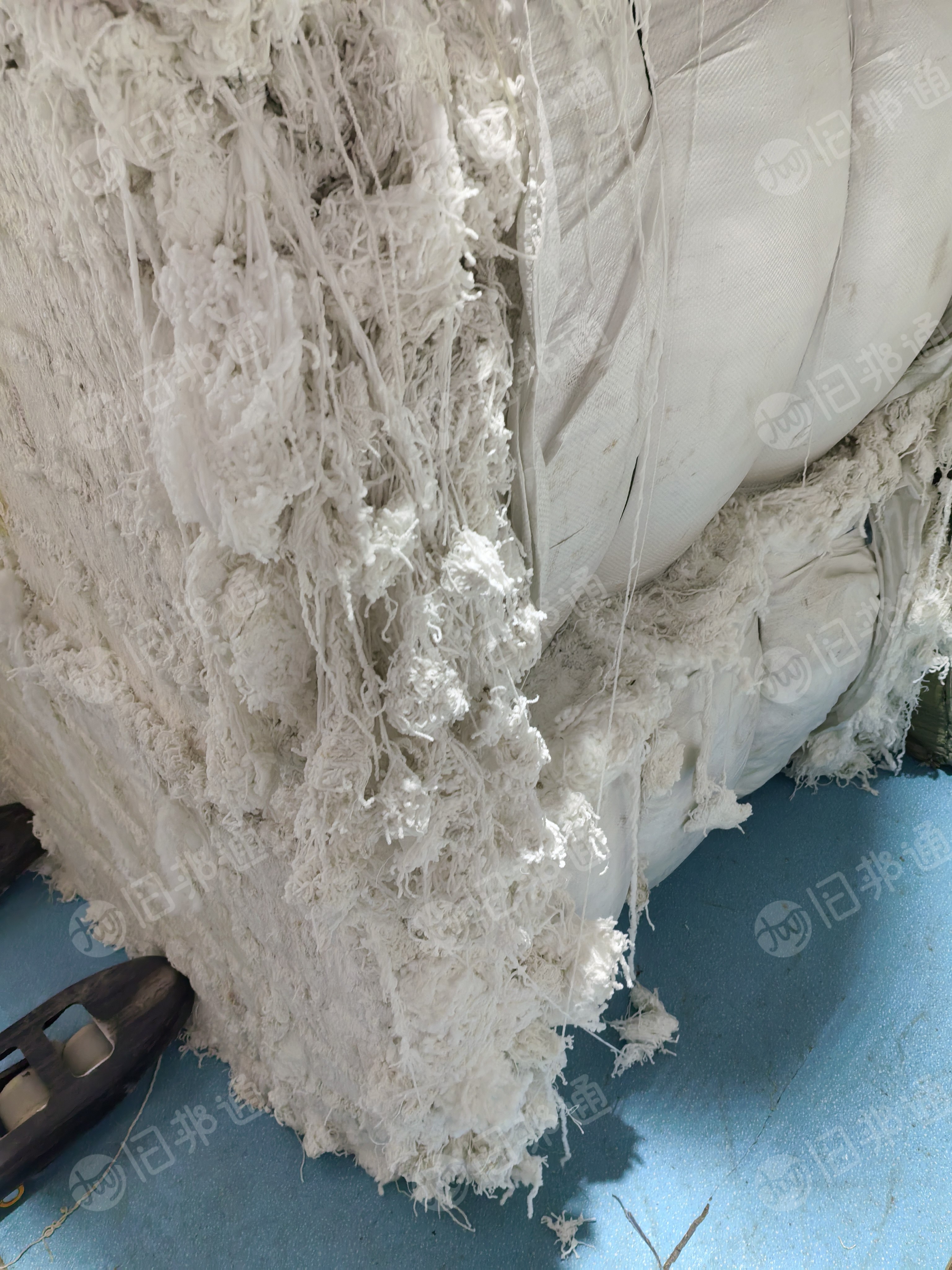 长期大量收织布厂，纺织厂，浆缸厂废边纱，全棉的、涤棉的都可以，上门回收