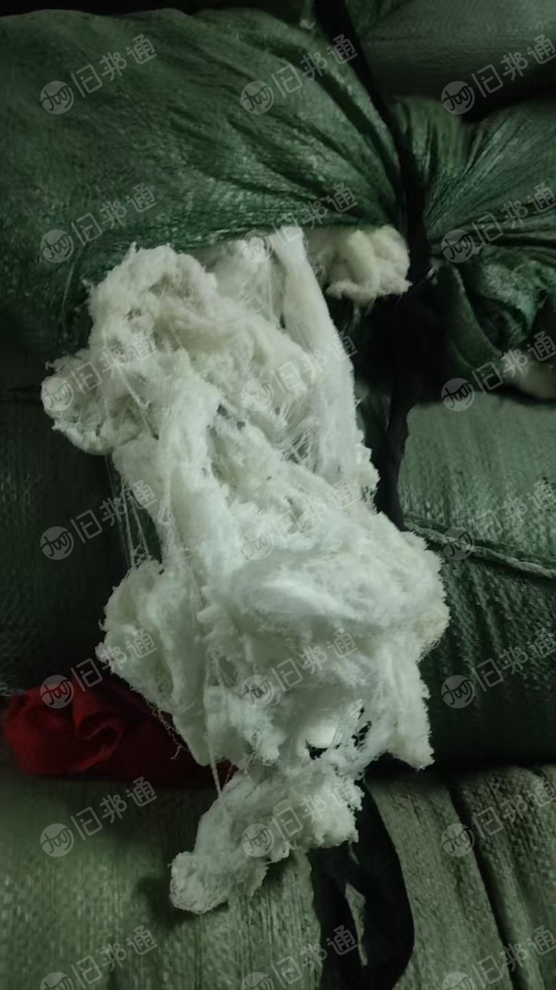 长期出售服装厂下来的纯尼龙废布，尼龙边角料，现货20吨