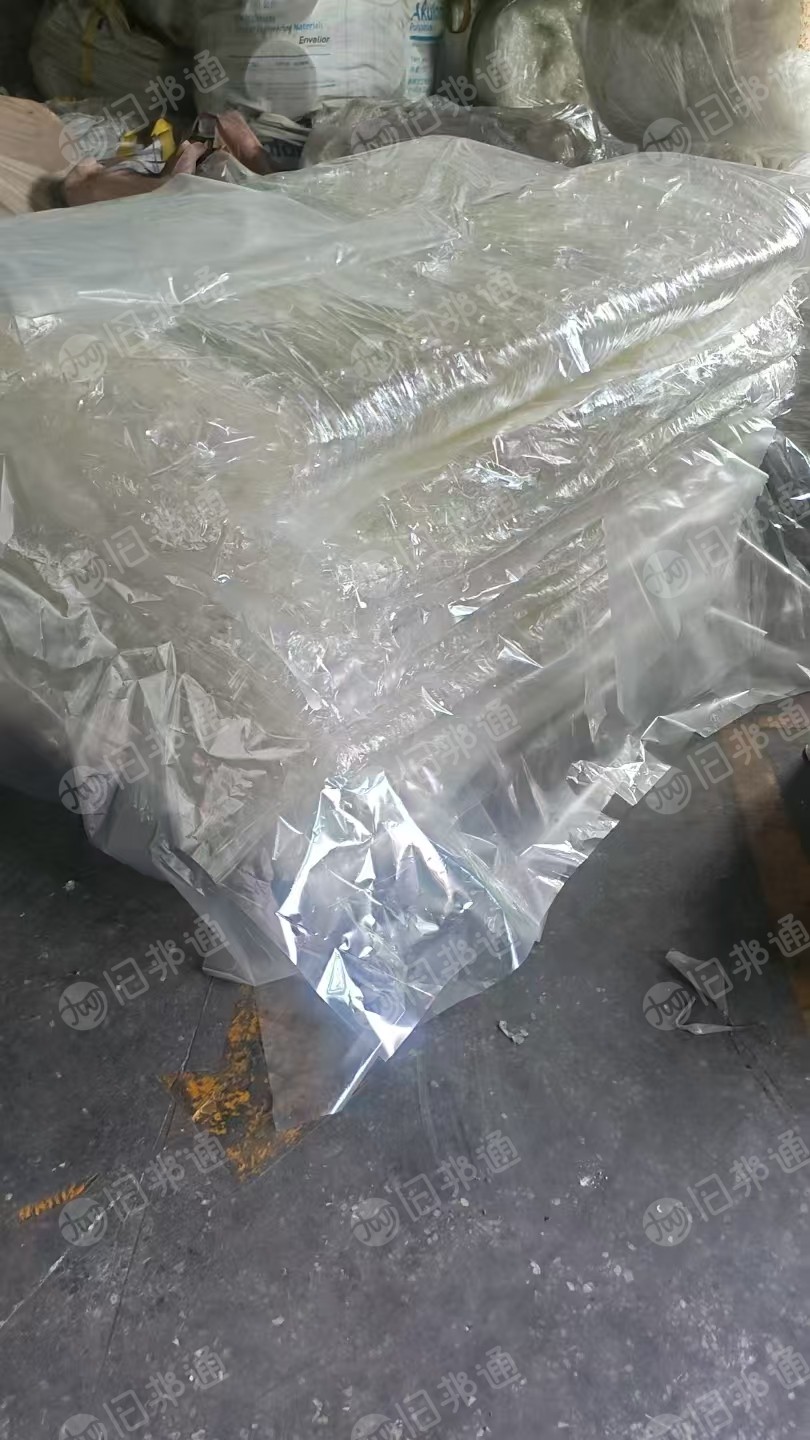 长期出售不带胶的tpu车衣膜卷膜跟机头块料一起出,(块料每次占2吨左右)