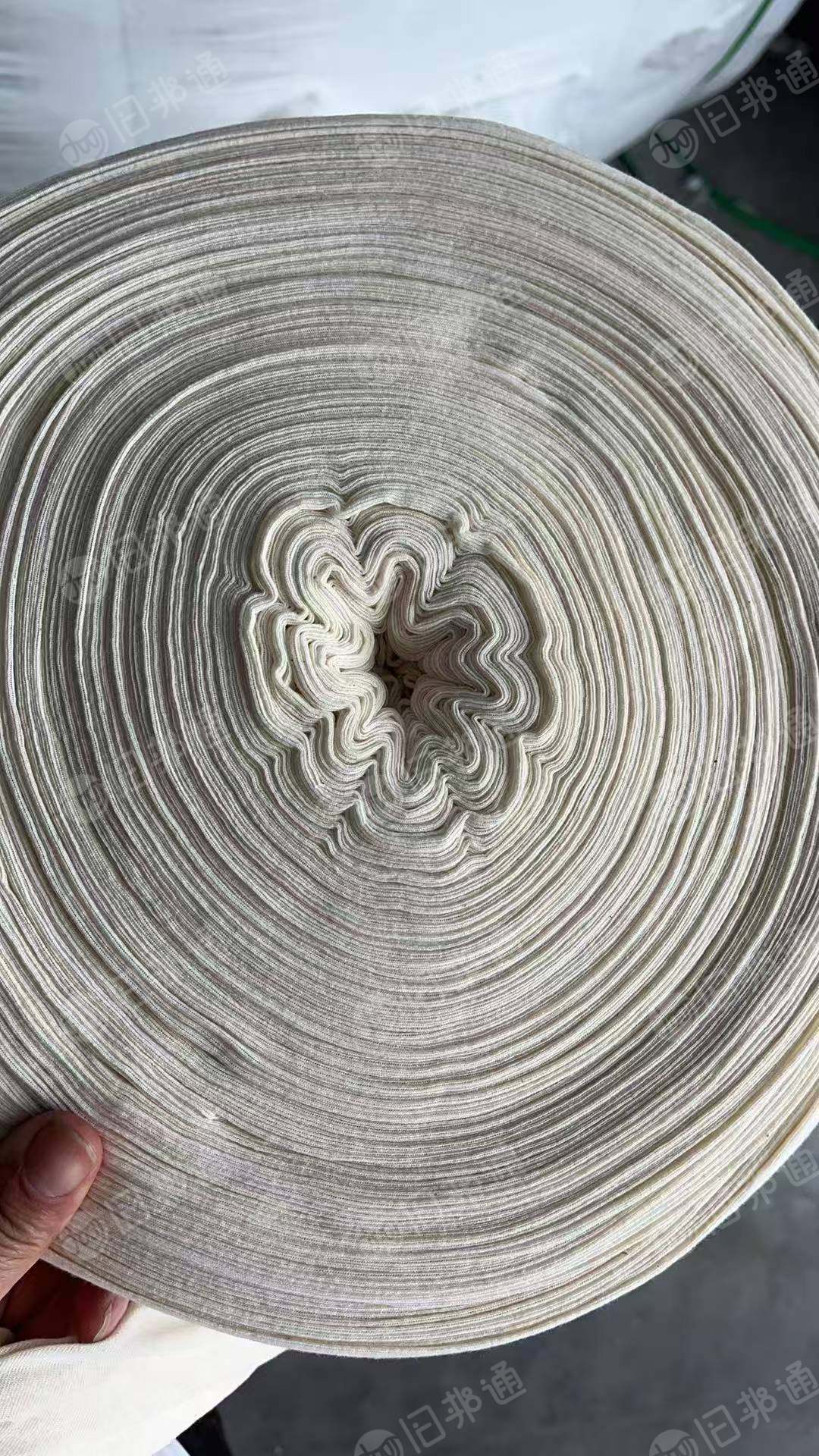 长期出售织布厂100%纯棉斜纹毛胚汗布，纯棉胚布，现货26吨，在湖北黄冈。