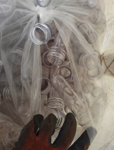 出售PET瓶胚，白色和绿色总的现货10吨多