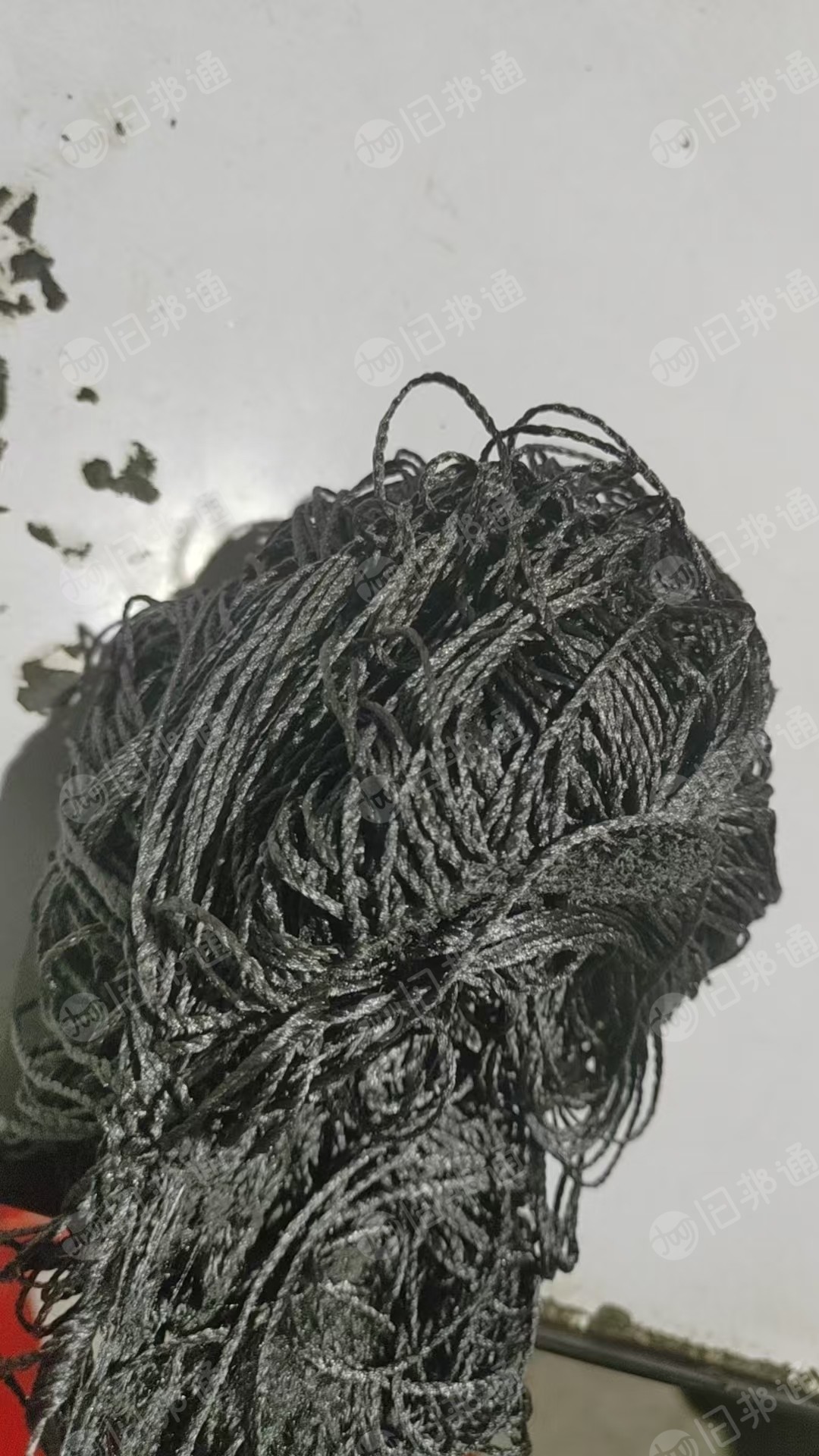长期出售丙纶废丝，丙纶线，有黑色棕色，黑色占比多，在广东佛山。