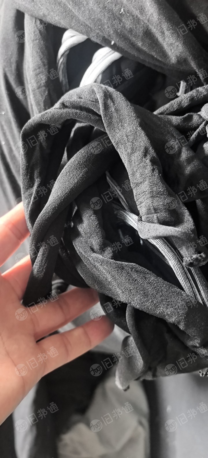 长期大量出售化纤布造粒布，涤纶废布，可以切片造粒做泡料用，拉丝很好的