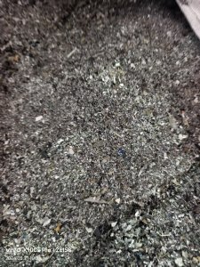 出售铝粉，含铝30左右，破碎铝下来的，现货100多吨，月供100多吨