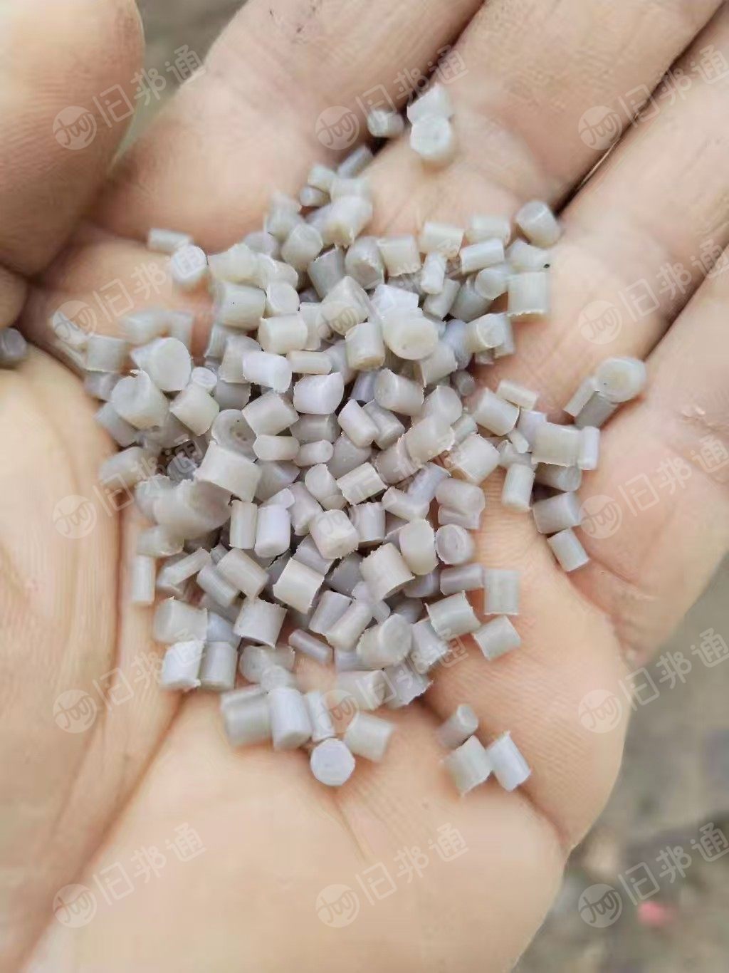 长期出售EPE珍珠棉颗粒,二白过2张60目,大白过60/80目