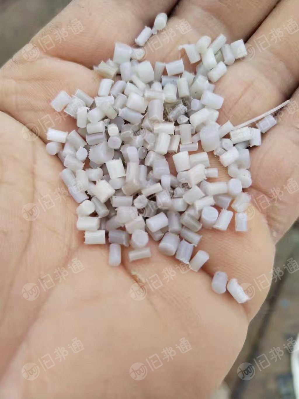 长期出售EPE珍珠棉颗粒,二白过2张60目,大白过60/80目