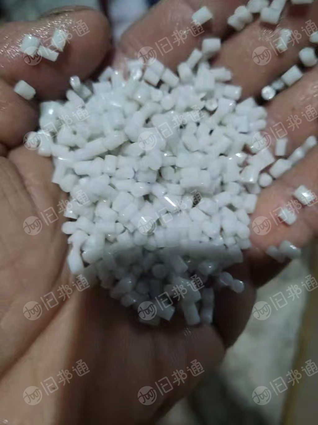 长期出售EPE珍珠棉颗粒，二白过2张60目，大白过60/80目