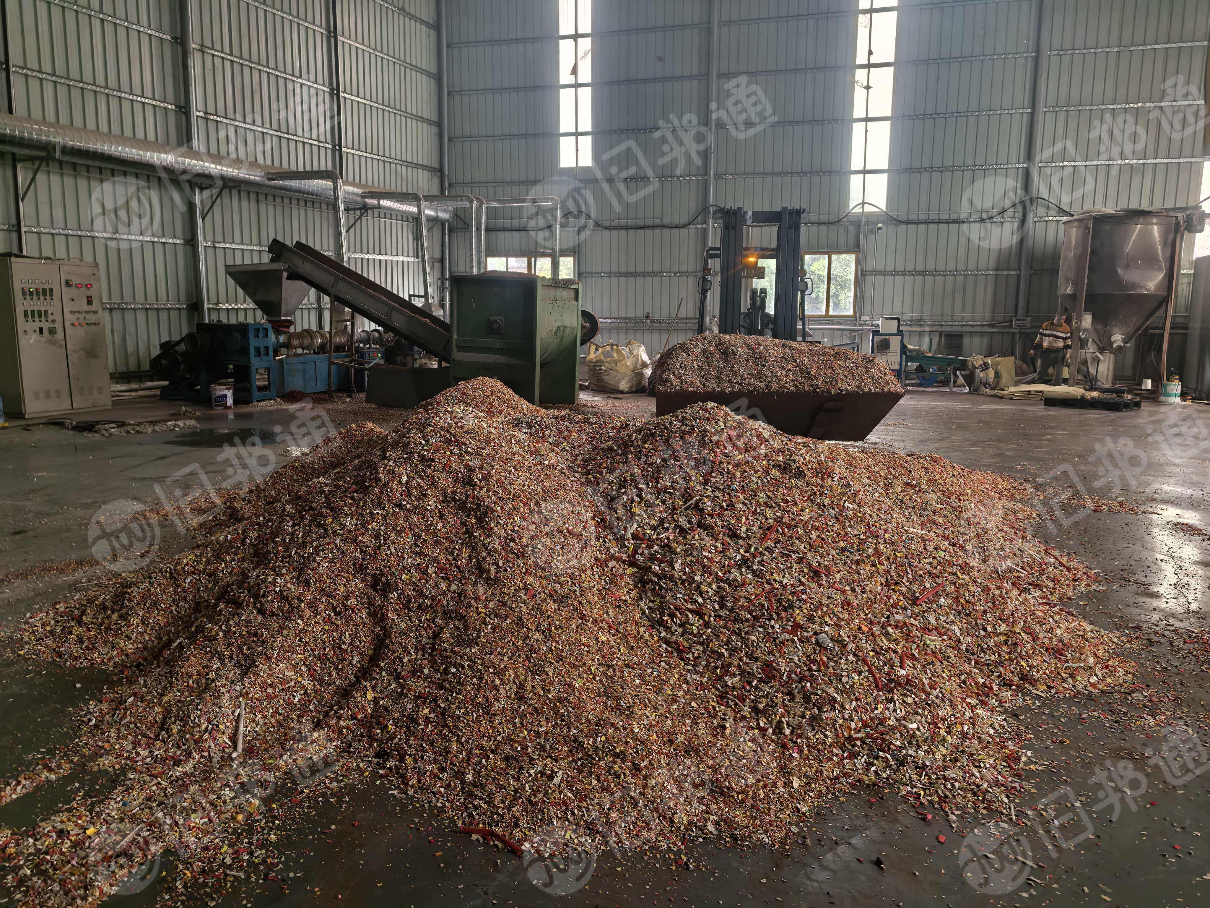 求购沉水底破碎料，PP红黄沉水底破碎料，月需50吨