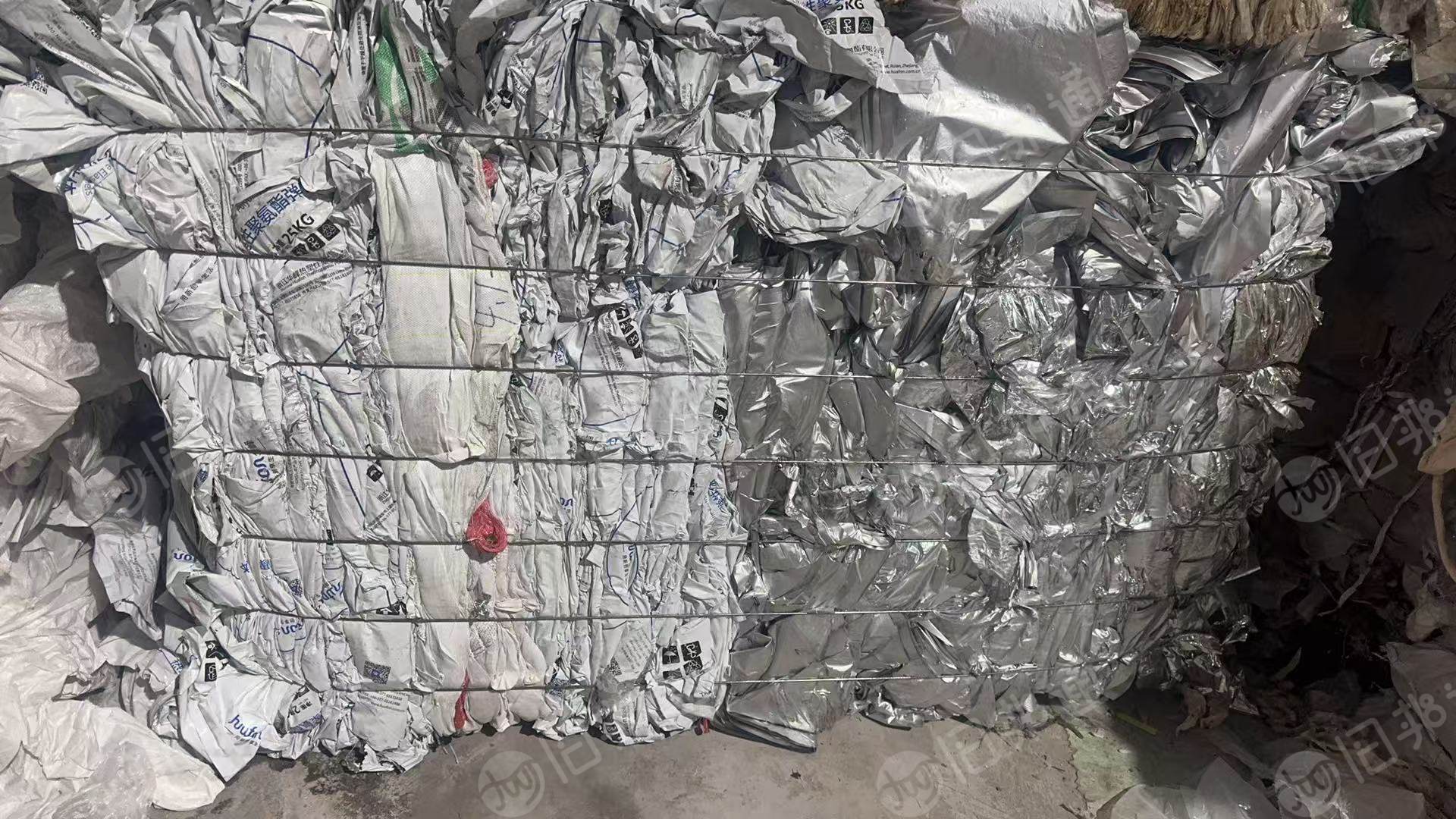 出售铝塑膜废料，现货八九吨