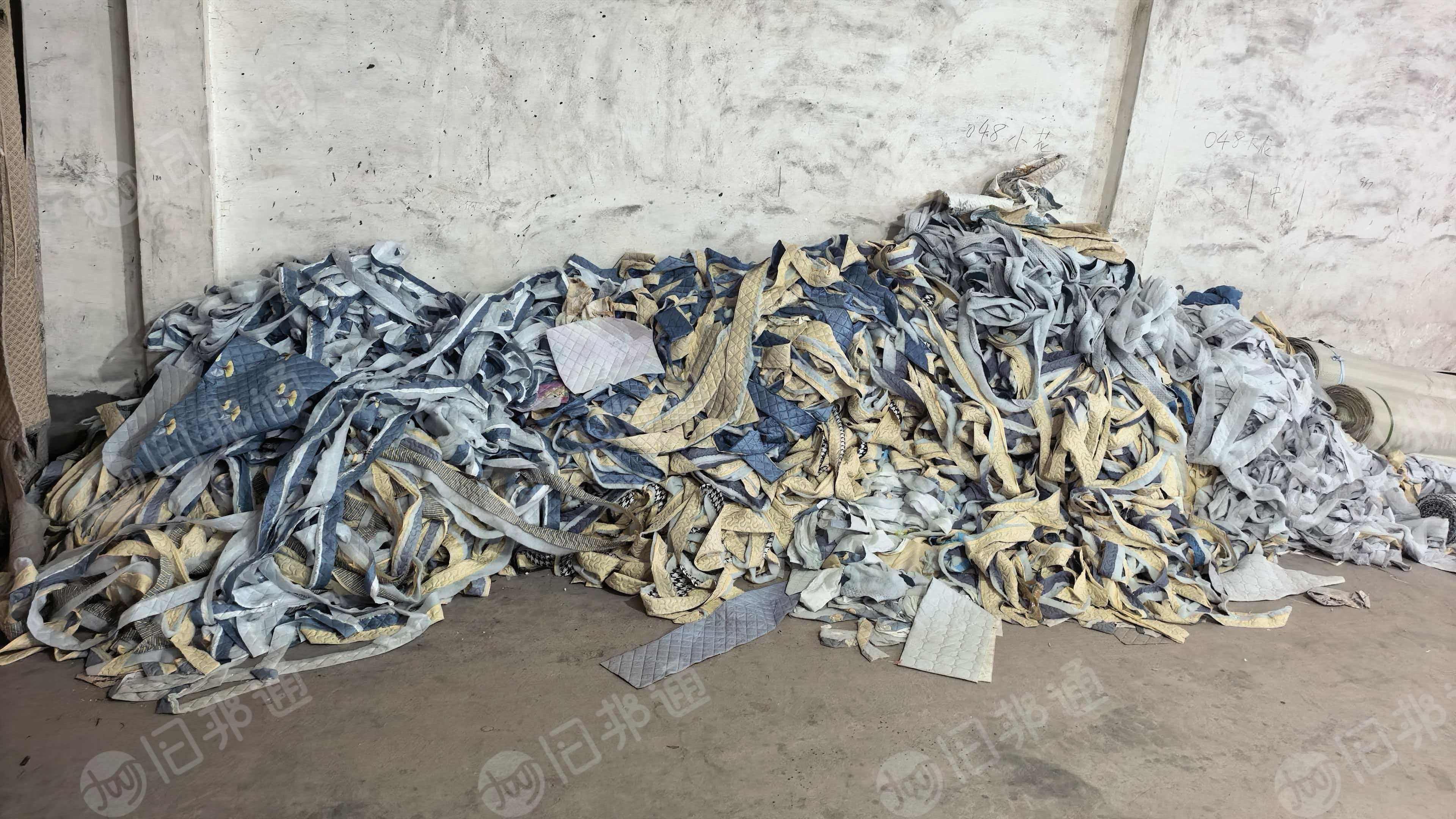 厂家长期出售夹丝棉边角料，绗棉下脚料，绗缝，货在河北石家庄