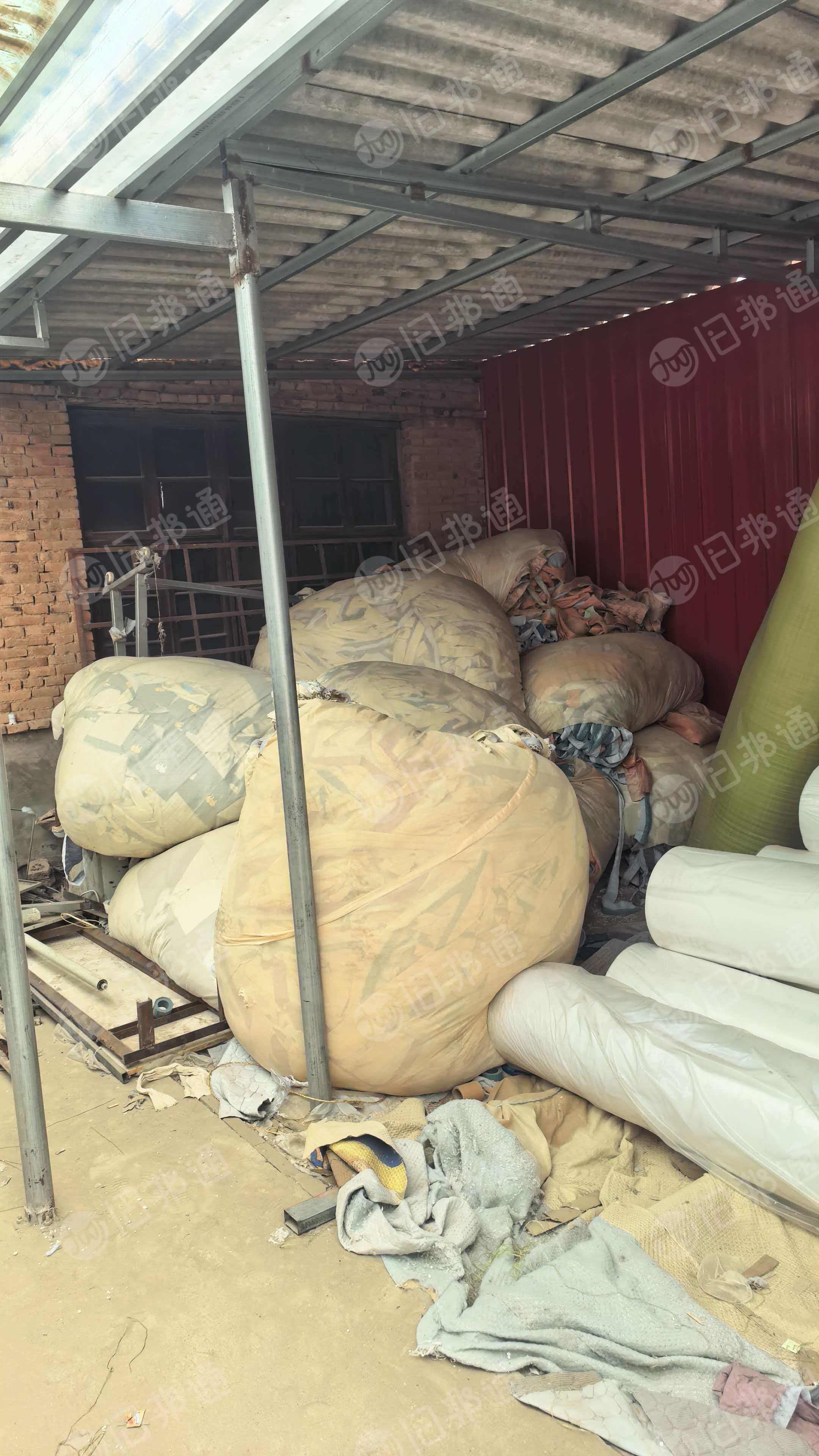 厂家长期出售夹丝棉边角料，绗棉下脚料，绗缝，货在河北石家庄