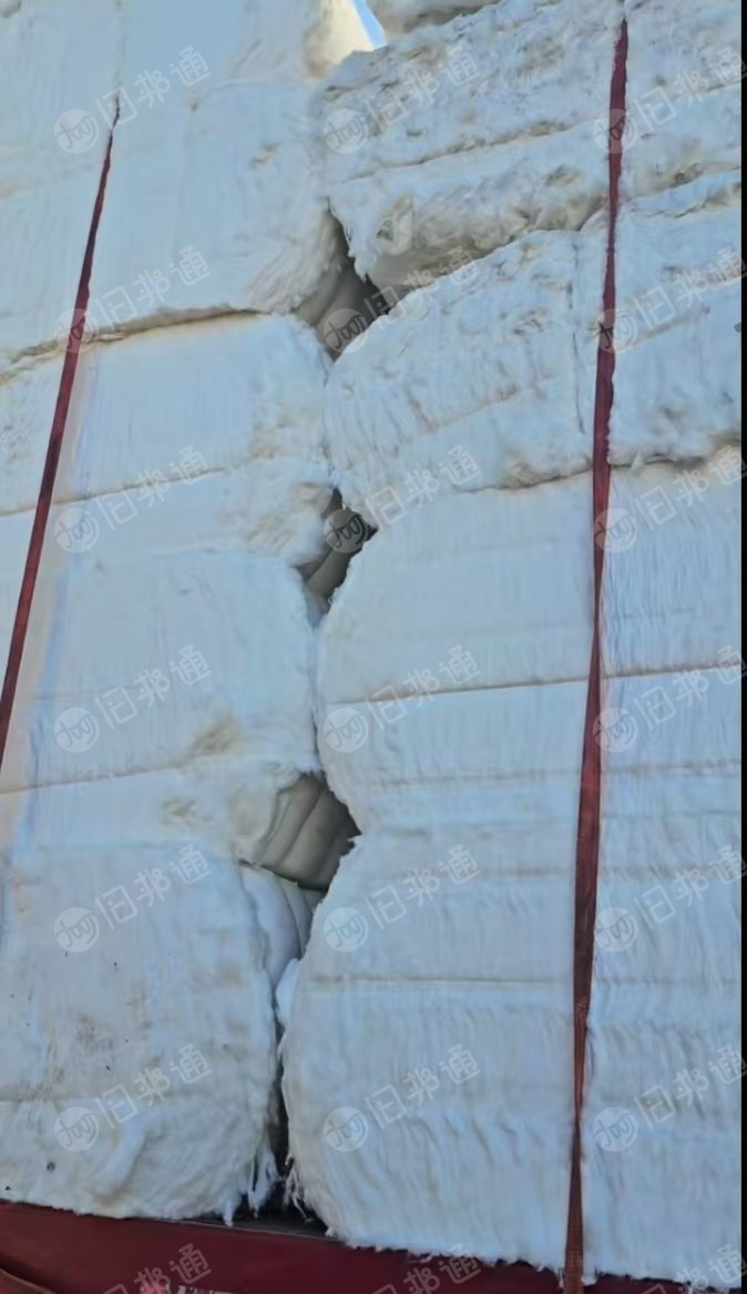 长期大量出售水刺无纺布涤棉，粘胶开花棉，开松棉，也有天丝粘胶棉，纯天丝棉，在山东临沂。